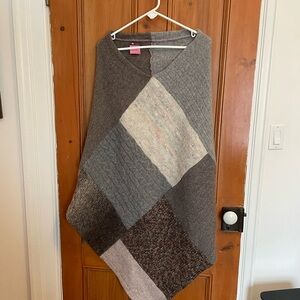 Honeybea Handmade Wool Patchwork Poncho - One of a kind - Artisan Slow Fashion